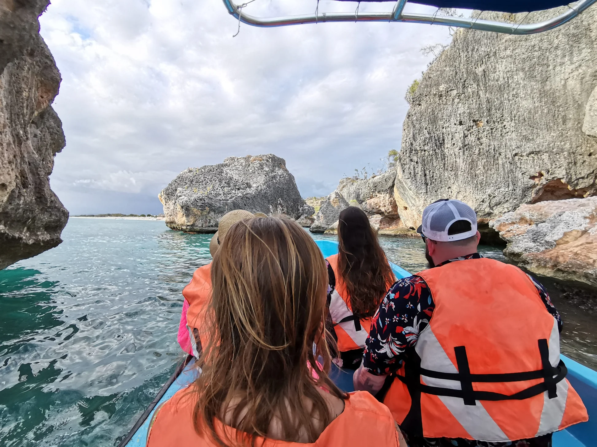 Catamaran Cruise to Bahia de las Aguilas 5